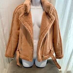Missguided Premium Tan Borg Teddy Faux Leather Belted
Aviator Jacket.
Worn once